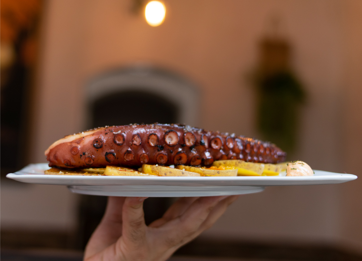 pulpo-tabanco-las-dos-esquinas.jpg